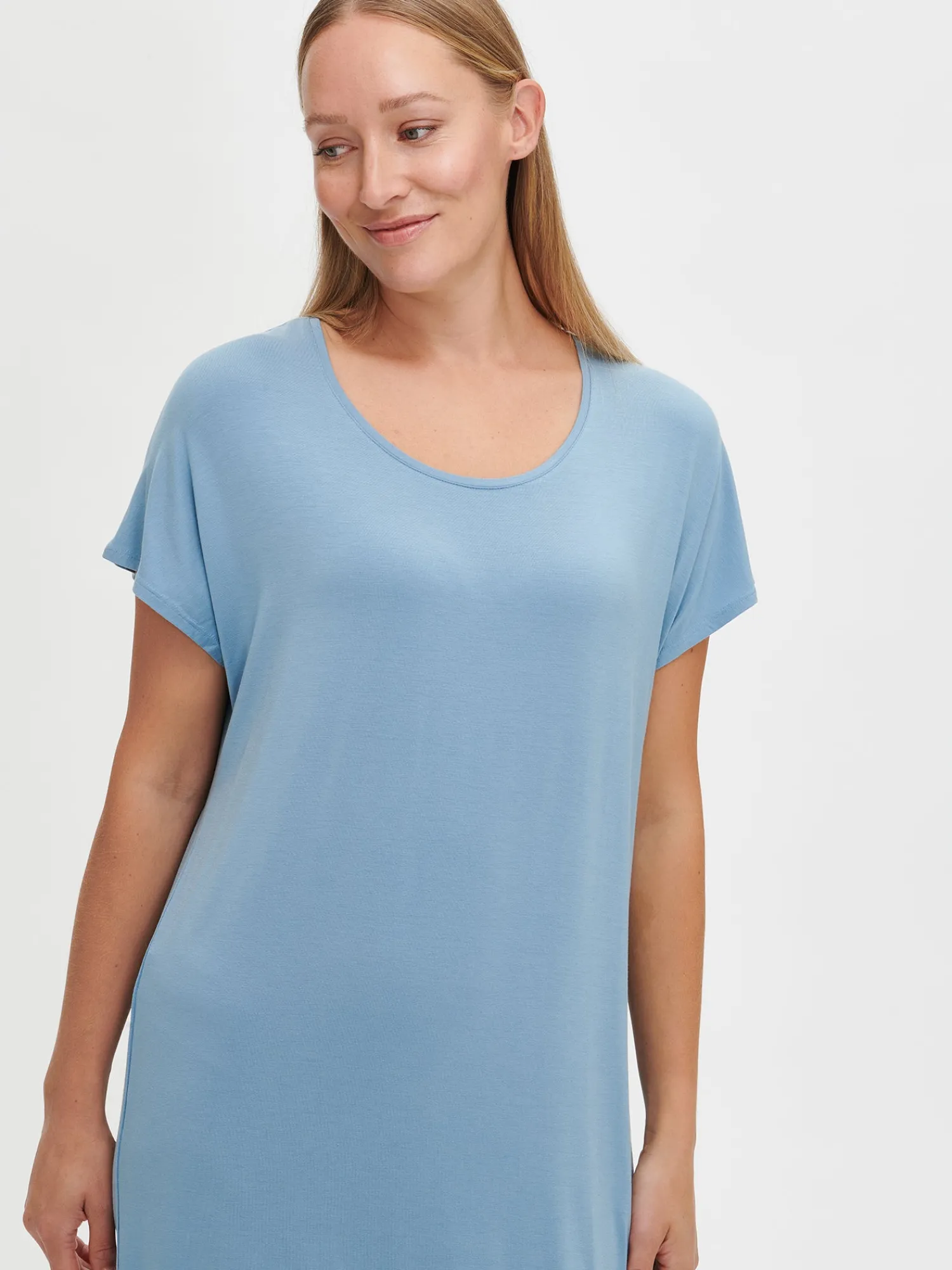 Nanso Yöasut Ja Oloasut*HENTO pitkä yöpaita -