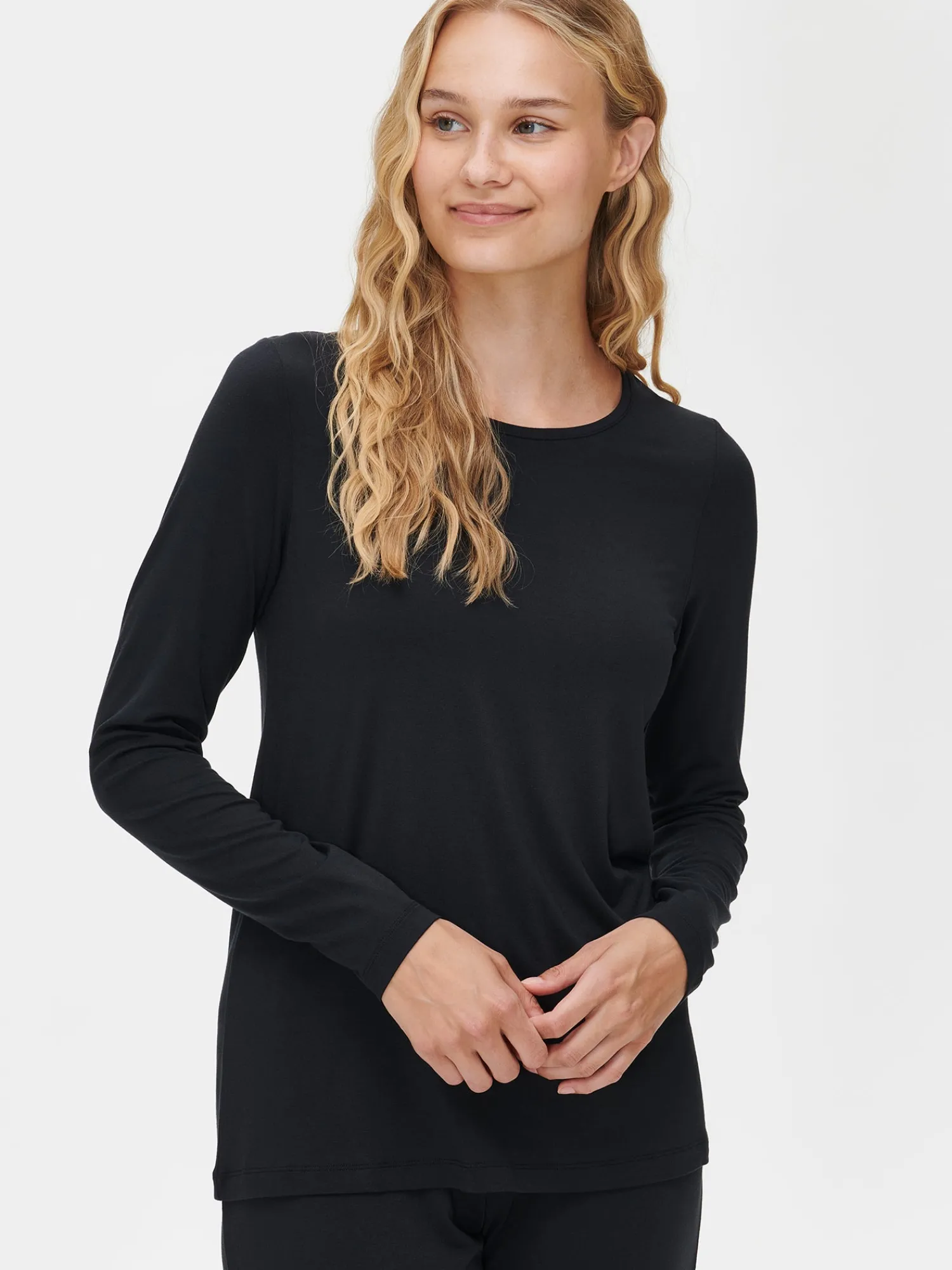 Nanso Yöasut Ja Oloasut*HENTO pitkähihainen paita -