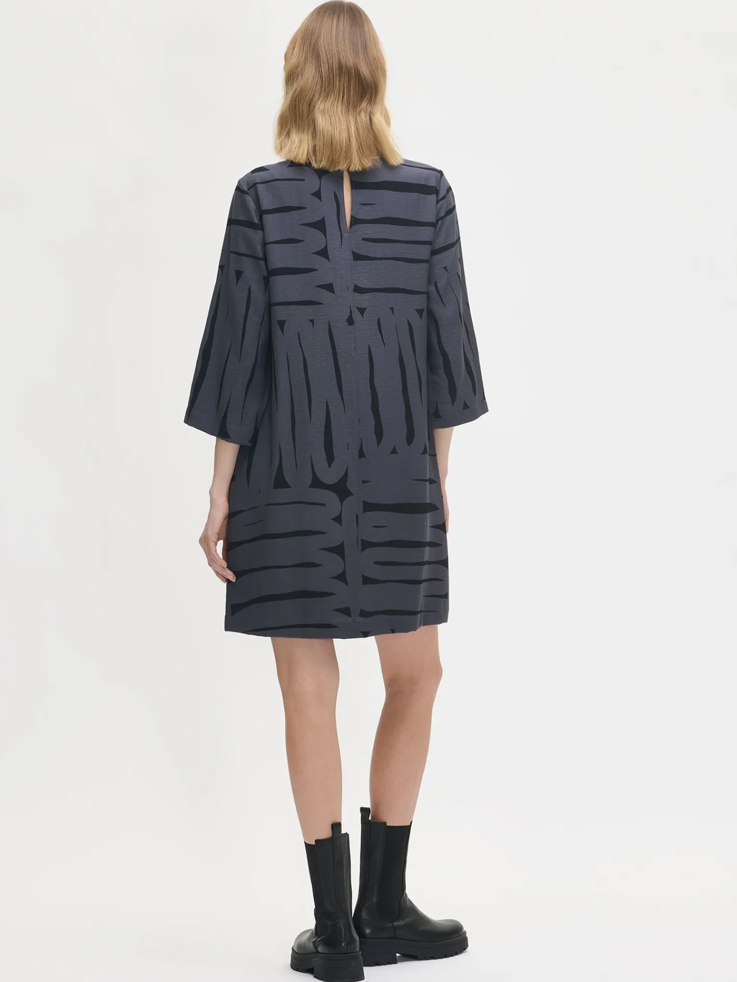 Nanso Mekot*KAIKU lyhyt kangasmekko -