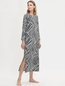 Nanso Yöasut Ja Oloasut*KAISLI kaftaani -