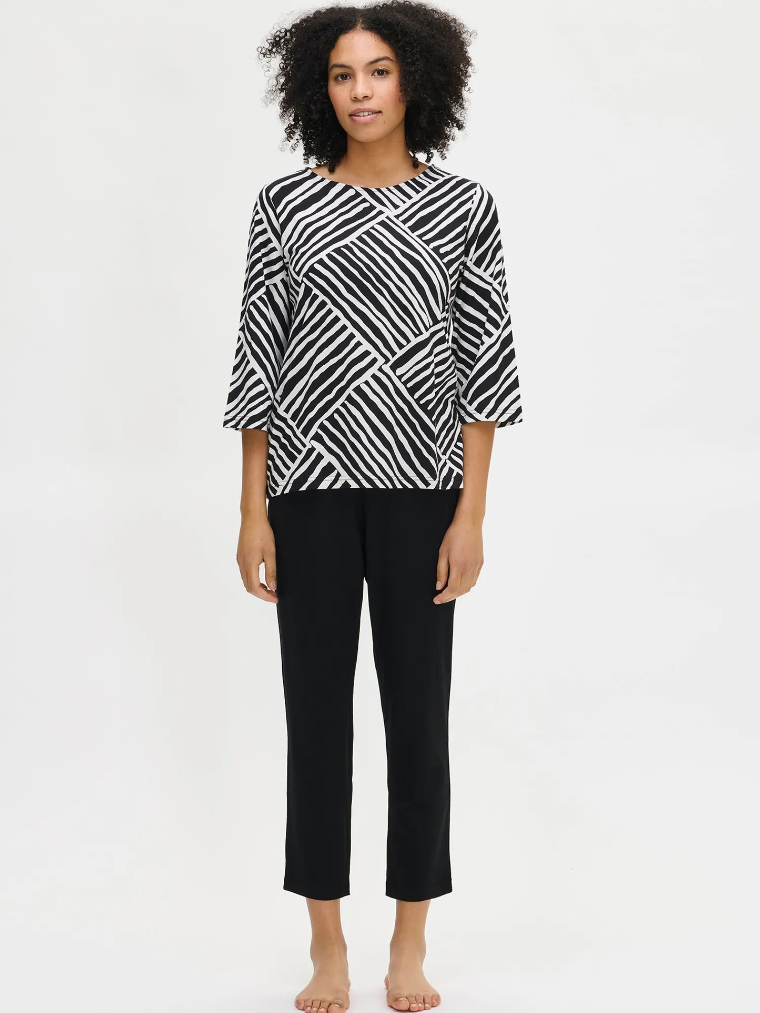 Nanso Yöasut Ja Oloasut*KAISLI pyjama -