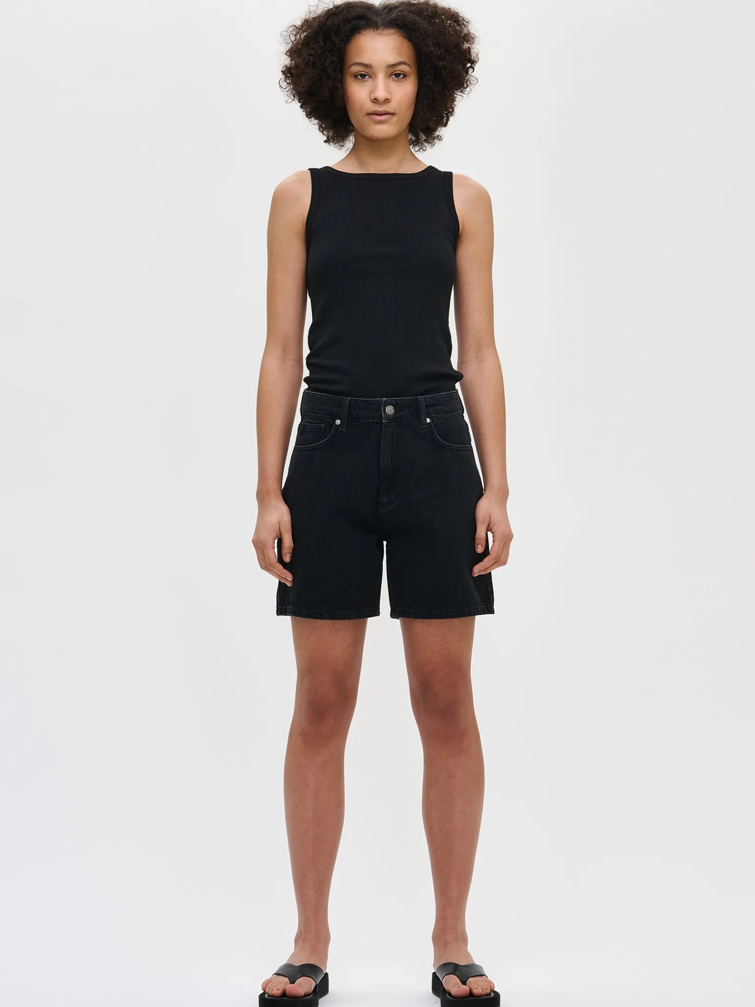 Nanso Housut Ja Farkut*KAMILLA farkkushortsit - tumman