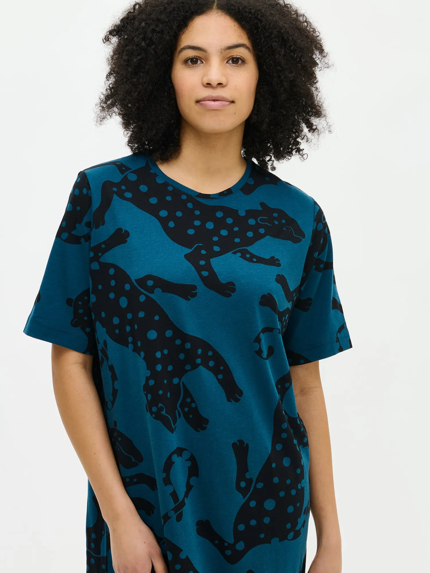 Nanso Yöasut Ja Oloasut*LEONORA pitkä yöpaita -