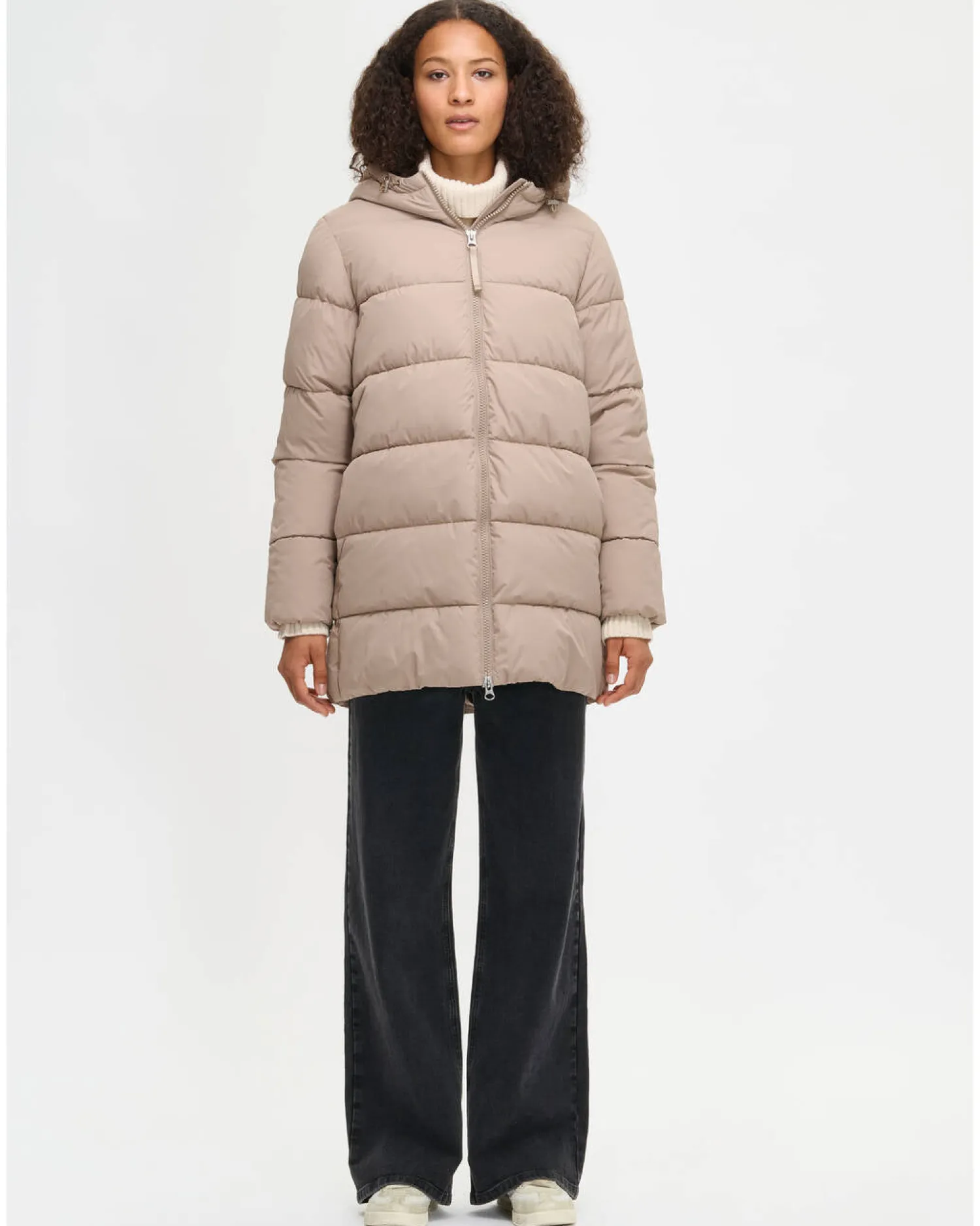 Nanso Takit, Jakut Ja Liivit*LUMI lyhyt toppatakki -