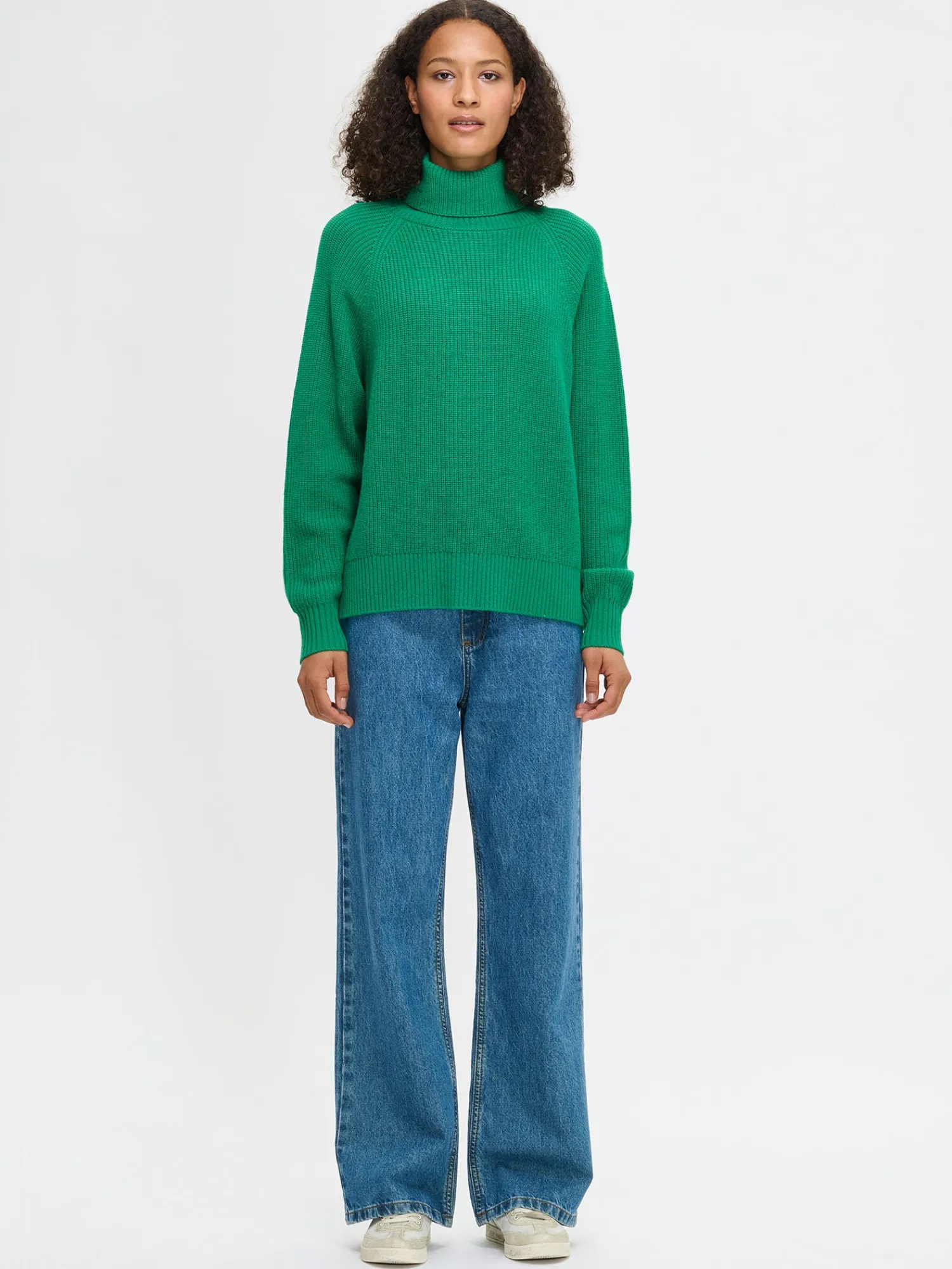 Nanso Neuleet*PAMELA neulepusero -