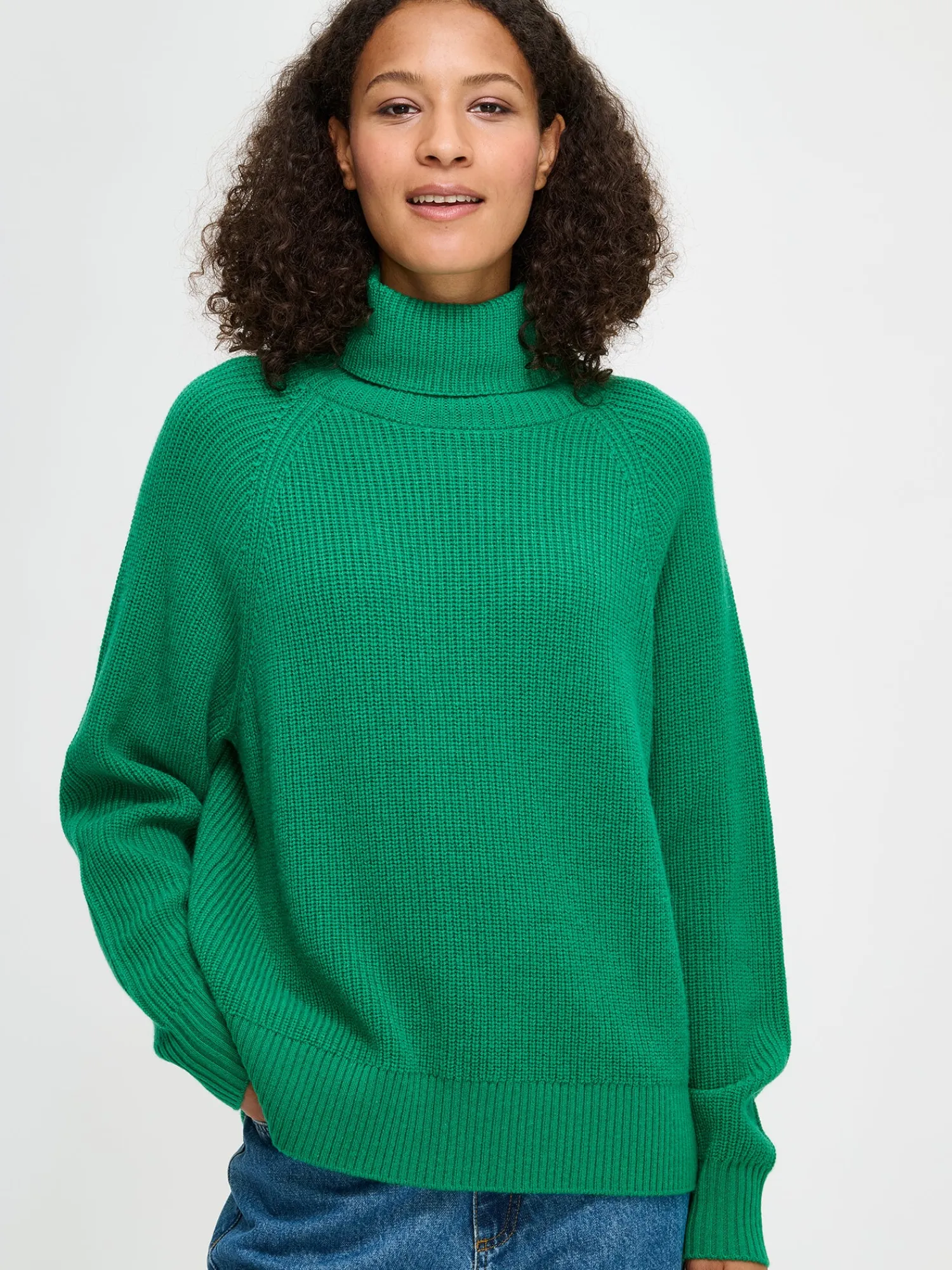 Nanso Neuleet*PAMELA neulepusero -