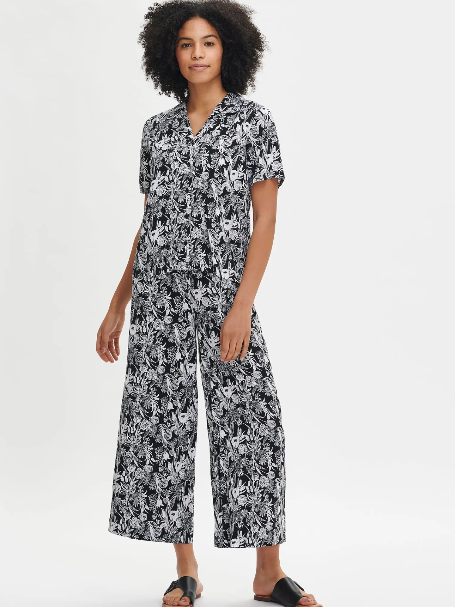 Nanso Paidat Ja Tunikat*PIENI FLORISTI paitapusero -