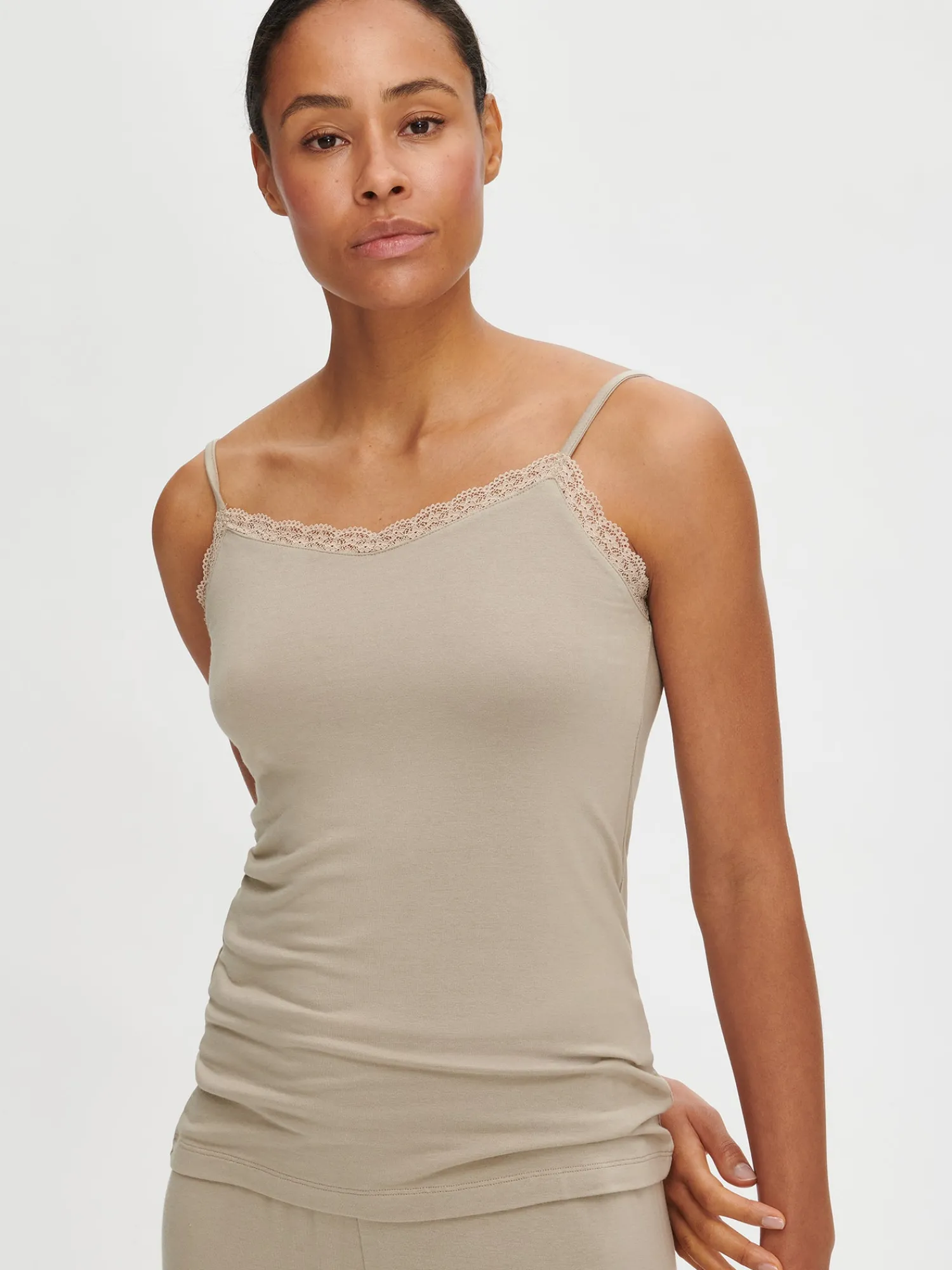 Nanso Yöasut Ja Oloasut*PITSI toppi -