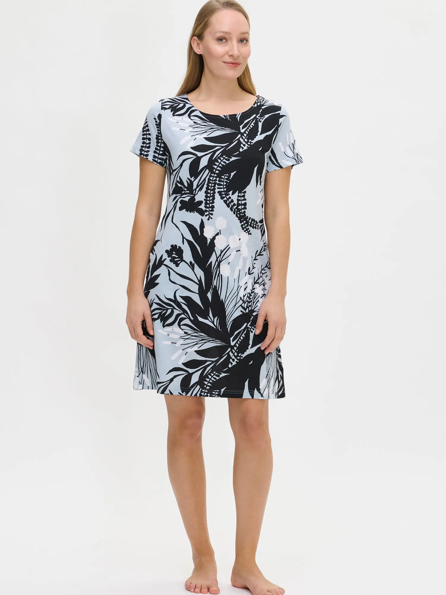 Nanso Yöasut Ja Oloasut*PUUTARHA lyhyt yöpaita -