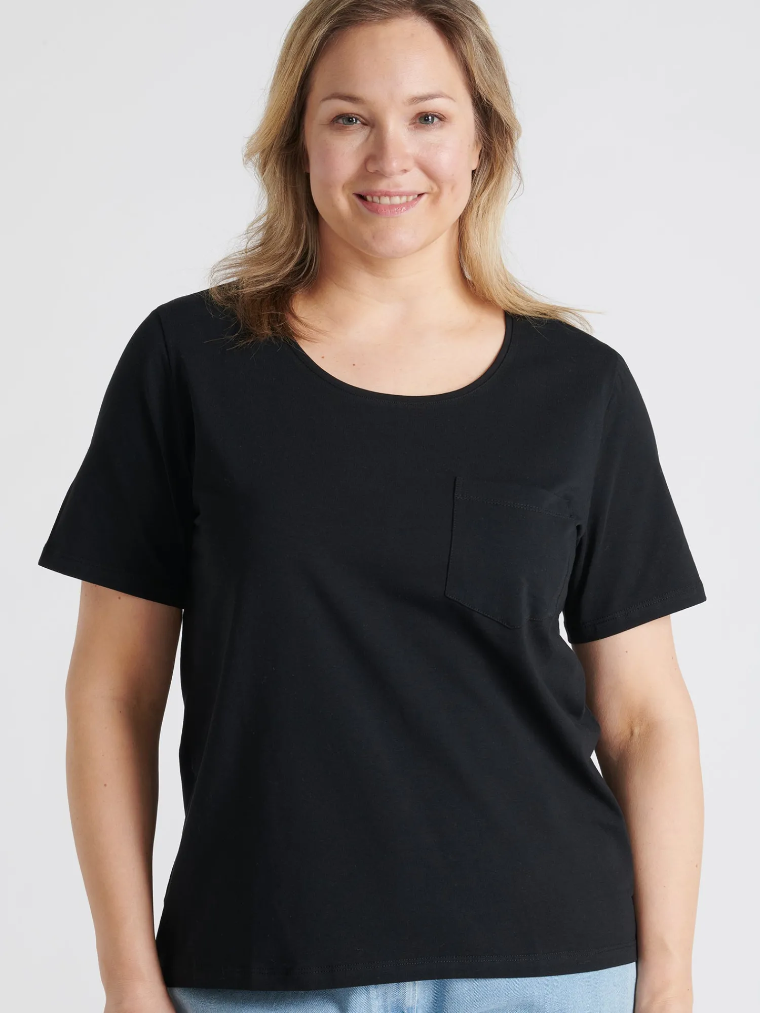 Nanso Basics|Paidat Ja Tunikat*TASKU t-paita -